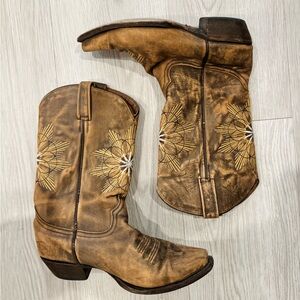 9.5 COWBOY BOOT